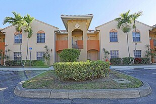 4175 Castilla Circle in Ft. Myers, FL - Building Photo