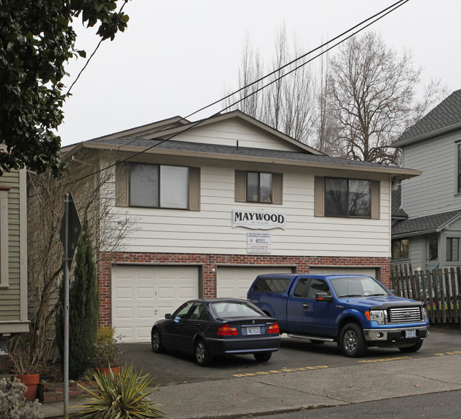 Maywood in Portland, OR - Foto de edificio - Building Photo