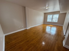 4834 W Adams St in Chicago, IL - Building Photo