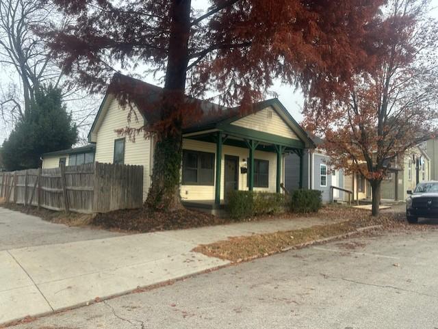 property at 1709 Ekin Ave