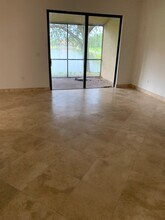 7643 Bristol Cir in Naples, FL - Building Photo - Building Photo