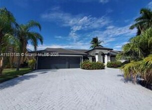 9733 NW 52nd Pl in Coral Springs, FL - Building Photo - Building Photo