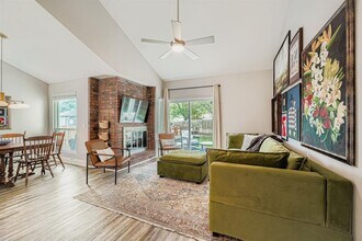 2024 Ploverville Ln in Austin, TX - Building Photo - Building Photo