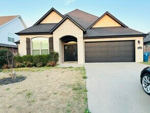 4403 SW Eggersway Pl in Bentonville, AR - Building Photo - Building Photo