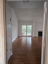 670 Sandy Neck Ln in Altamonte Springs, FL - Building Photo