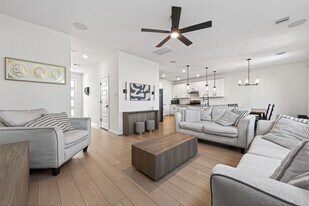 15627 Tawny Stark Dr in Houston, TX - Building Photo