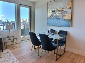 420 W Broadway, Unit 509 in Boston, MA - Building Photo - Building Photo