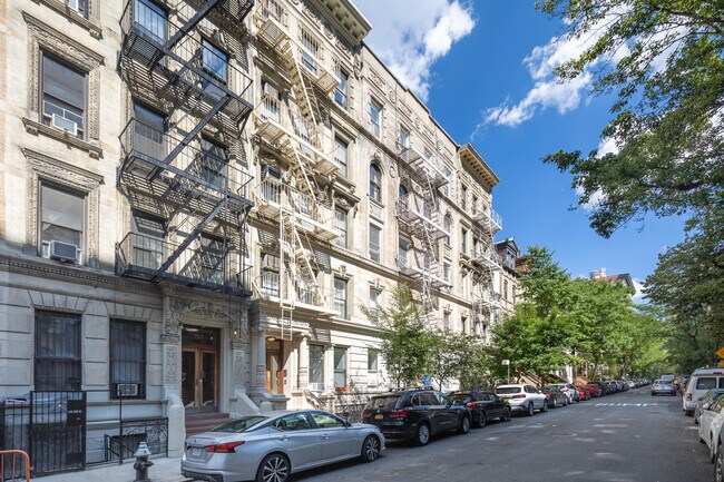 153 W 80th St