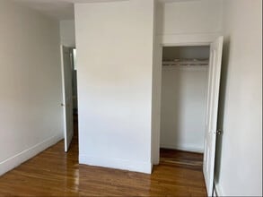 148 5th St, Unit #6 in Cambridge, MA - Foto de edificio - Building Photo