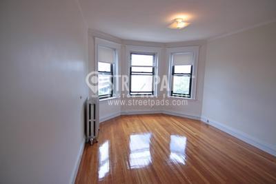 17-19-19 Washington St S in Malden, MA - Building Photo