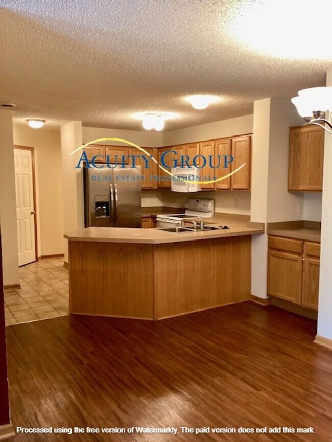 6205 Maclynn Ave in Otsego, MN - Building Photo - Building Photo