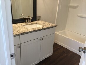 10225 Summerview Cir in Riverview, FL - Building Photo - Building Photo