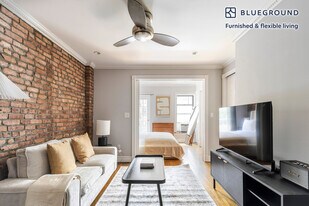 1373 1st Ave in New York, NY - Building Photo