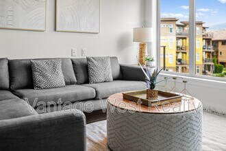 5308-4032 Pritchard Dr in West Kelowna, BC - Building Photo - Building Photo