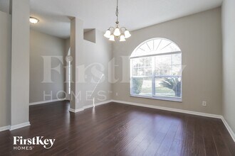 657 Winding Lake Dr in Clermont, FL - Building Photo - Building Photo