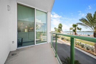 1375 Beach Rd, Unit 112 in Englewood, FL - Building Photo - Building Photo