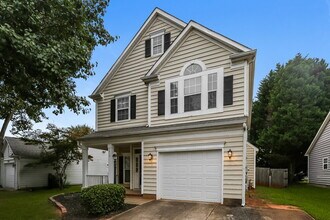 8418 Galena View Dr in Charlotte, NC - Foto de edificio - Building Photo