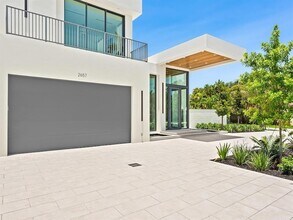 2657 NE 34th St in Fort Lauderdale, FL - Foto de edificio - Building Photo