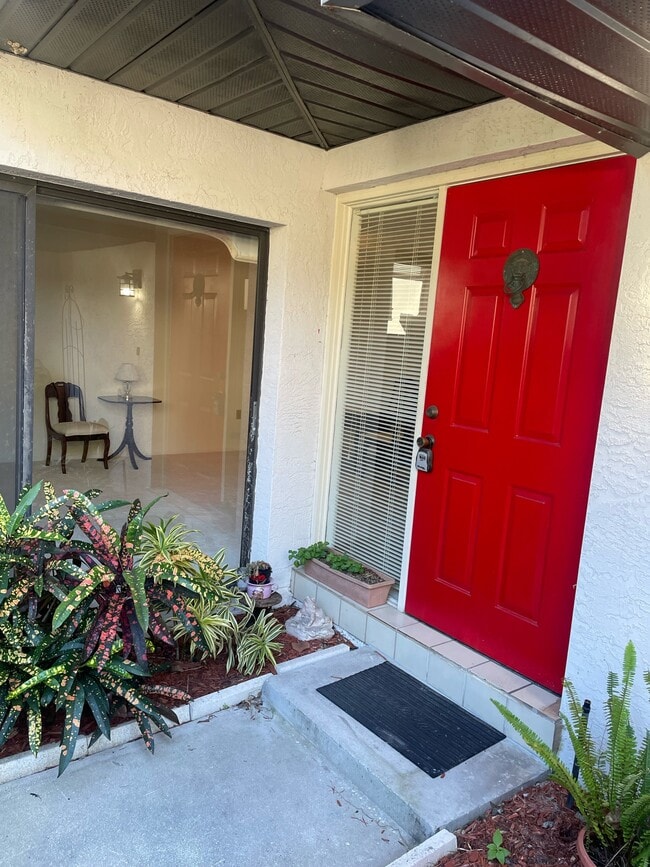 11674 Pointe Cir in Ft. Myers, FL - Building Photo - Building Photo