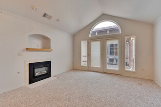 Courtland Place in Spokane Valley, WA - Building Photo - Building Photo
