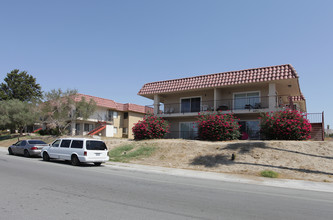 Hacienda Heights Apartments in Desert Hot Springs, CA - Building Photo - Building Photo