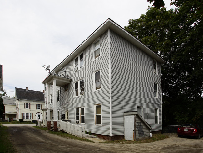 11 Bearce St in Auburn, ME - Foto de edificio - Building Photo