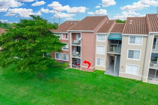 7824 Sonoma Springs Cir in Greenacres, FL - Building Photo