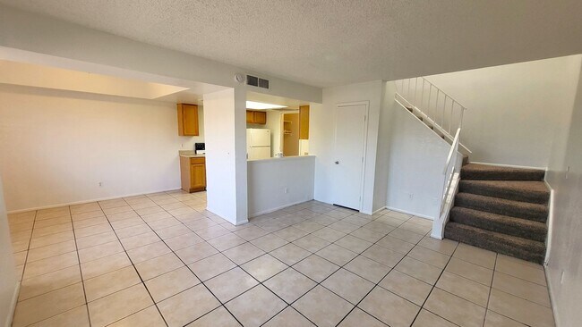 4023 S 44th St in Phoenix, AZ - Building Photo - Building Photo