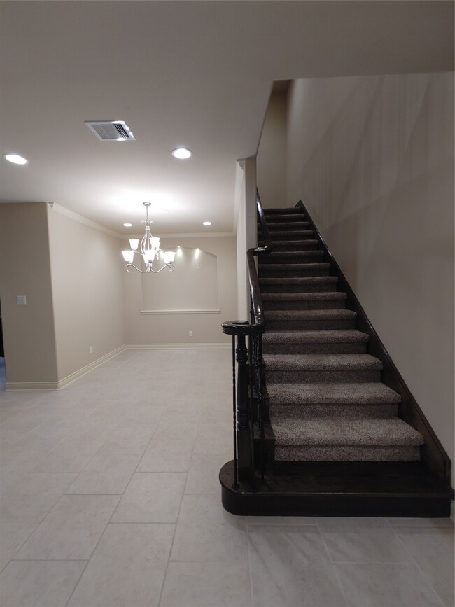 9014 Meacom Dr in Conroe, TX - Foto de edificio - Building Photo