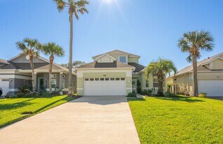 212 Somerset Ct in St. Augustine, FL - Building Photo