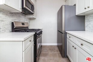 1223 4th Ave in Los Angeles, CA - Building Photo
