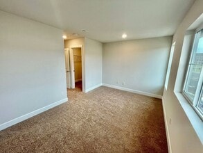 17054 SW Lemongrass Ln in Tigard, OR - Building Photo - Building Photo