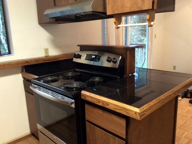20329 14th Avenue Northeast, Unit Apartment 3 in Shoreline, WA - Foto de edificio - Building Photo