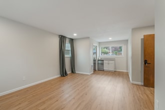 13265 SW Barlow Rd in Beaverton, OR - Foto de edificio - Building Photo