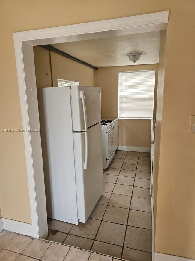 304 SW 20th St in Fort Lauderdale, FL - Building Photo - Building Photo