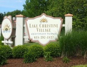 Lake Christine Village Apartments in Belleville, IL - Building Photo - Building Photo
