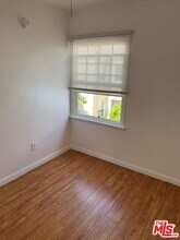 6767 Yucca St, Unit 2 in Los Angeles, CA - Building Photo - Building Photo