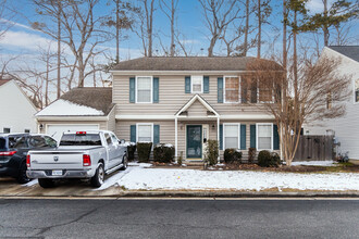 Courthouse Woods Condos in Virginia Beach, VA - Building Photo - Building Photo