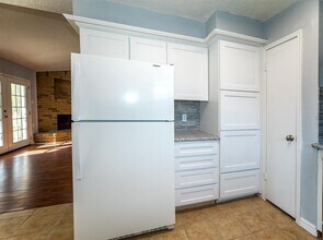 218 Page Ln in Deer Park, TX - Building Photo - Building Photo