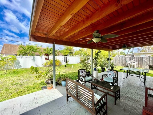 5820 SW 113th Ct in Miami, FL - Building Photo - Building Photo