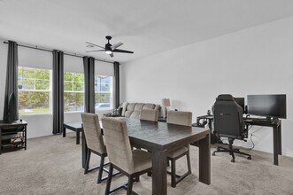 3039 Springwell Lp in Orlando, FL - Building Photo - Building Photo