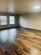 601 High Ct in Jefferson, OR - Building Photo - Building Photo