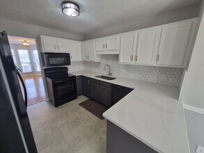 307 Chiswick Ct in Goodlettsville, TN - Building Photo - Building Photo