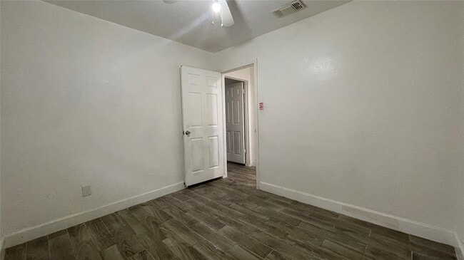 property at 3819 Botany Ln