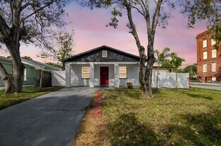 2101 W Cherry St in Tampa, FL - Building Photo