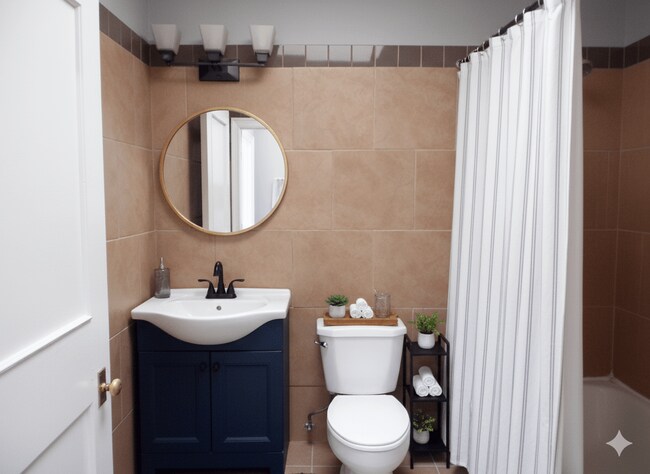 1000 Elmwood in Buffalo, NY - Building Photo - Building Photo