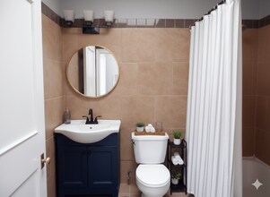 1000 Elmwood in Buffalo, NY - Building Photo - Building Photo