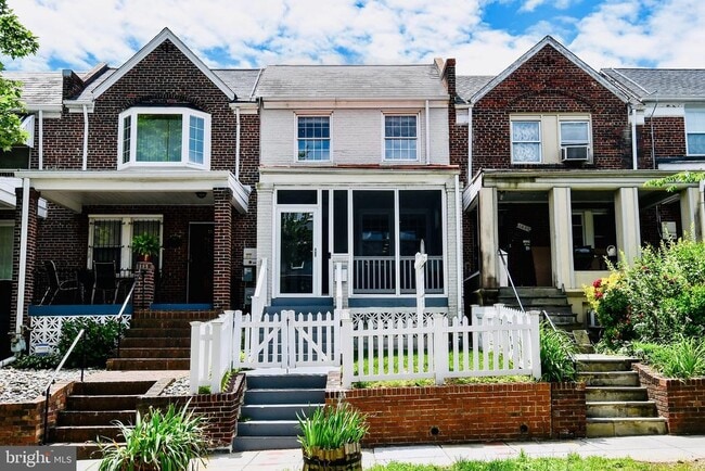 property at 1631 D St NE