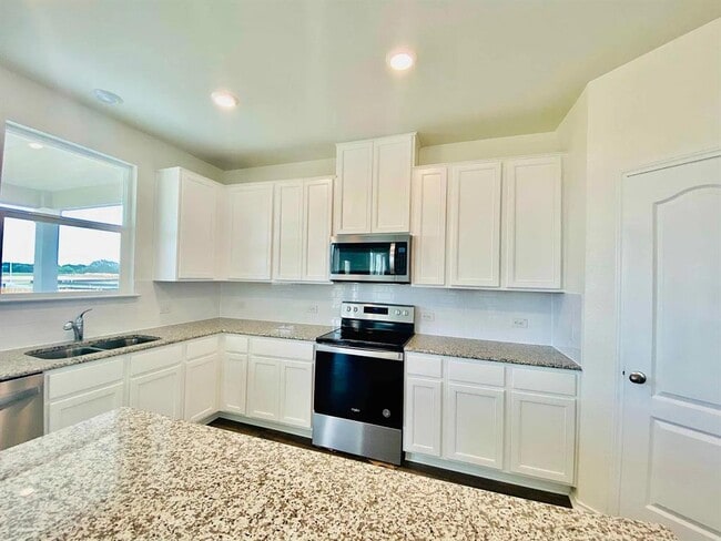 property at 2008 Alexander Oaks Dr