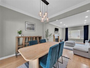 23942 Califa St in Los Angeles, CA - Building Photo - Building Photo